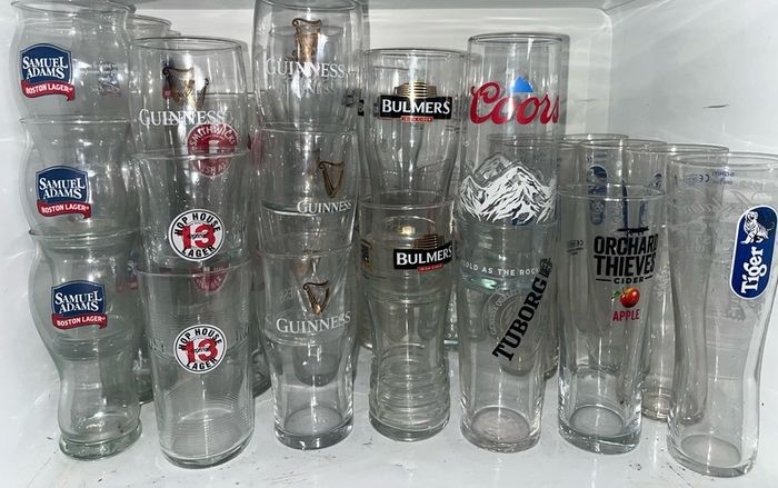 Samuel Adams Boston Lager Beer Pint Glass bulmers Tiger beer Official Pint Glass guinness hop house 13 Heineken Carlsberg coors smithwicks orchard thieves Rockshore cider Galway hooker tuborg corona