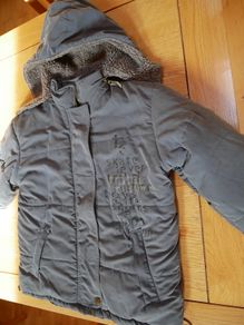 Boys jacket. Age 8 yrs/130cm. Grey