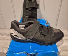 Shimano ME2 spd clip shoes