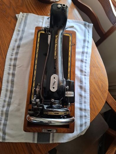 1951 Electric Singer 201k