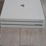 ps4 pro white Image 4
