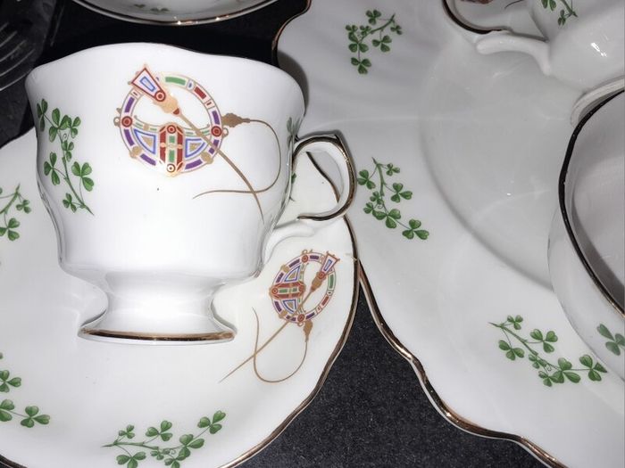 Stunning ARKLOW full teaset