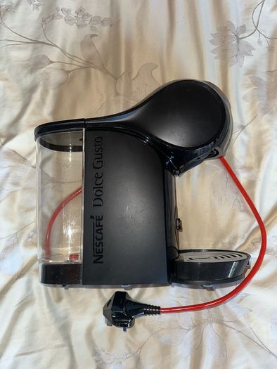 Nescafe Dolce Gusto Coffee Machine + 17 Pod Starter Bundle