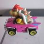 Hot Wheels GBG31 Mario Kart 1:64 Die-Cast Bowser with Badwagon Vehicle Pink Image 3