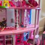 Barbie house Image 3