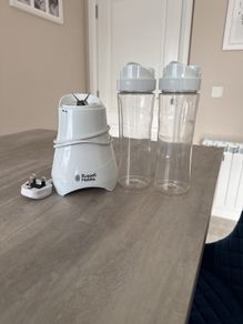 Russel Hobbs Blender/ smoothie maker