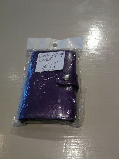 Leather pop up wallet