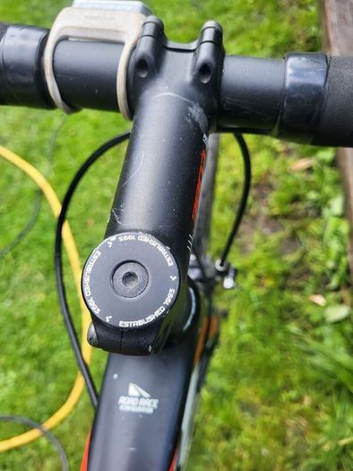 Cube Agree Full Carbon