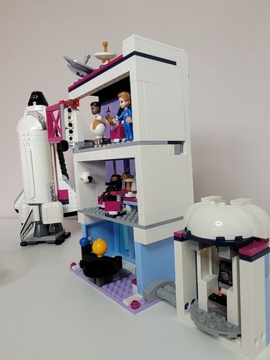 LEGO Friends 41713 Olivias Space Academy