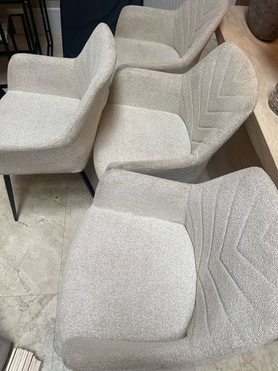 4 x Gorgeous High Quality Well Padded Kitchen Dining Chairs - Can Deliver