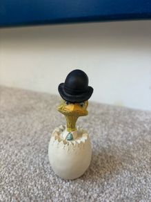 Vintage collectible figurine Eggbert and Friends Eggsecutive