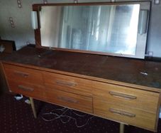 Mid 80's Brown dressing table with mirror and lights