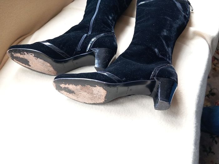 Marc Jacobs Luxurious Black Boots Leather Lined, Leather Soles, Velvet Appearance Outer with Patent Trim .