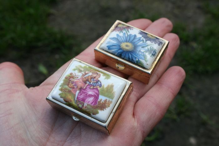 Vintage Pill boxes (22 each)