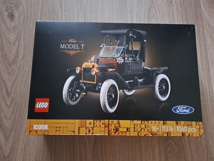 LEGO Icons 11376 Ford Model T