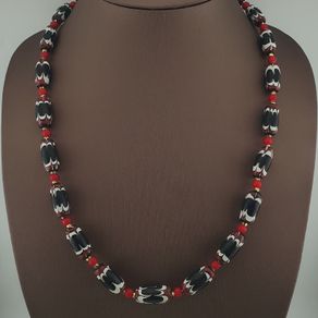 Antique Venetian Style Black Trade & Red Venetian Whiteheart Glass Beads Necklace