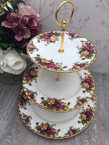 Vintage Royal Albert "Old Country Roses" 3 Tier Cake Stand