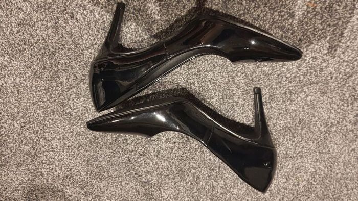 PIECES Black Patent Heels - Size 4