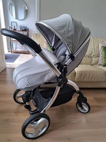 Egg 2 pram travel system