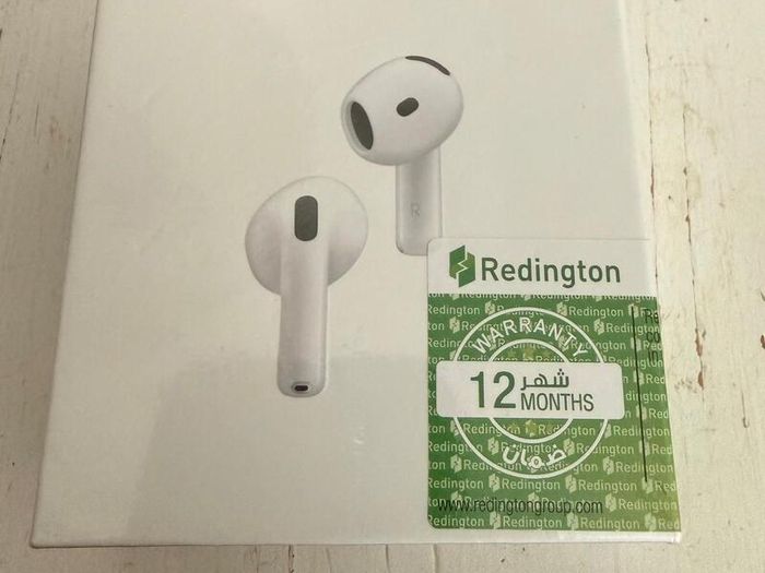 Apple AirPods 4 ANC