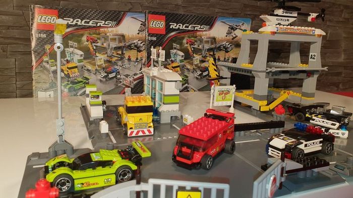 Lego Racers 8186 Steer Extreme Full Set with 6 cars 1 helicopter !