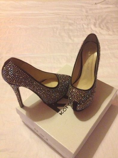 Diamond heels