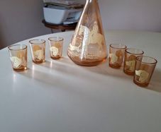 Vintage Glass Decanter + 6 Shot Glasses.( Reduced)