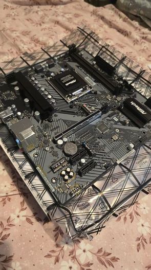 AM5 Combo (Processor and Motherboard)