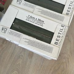 4 boxes of tile
