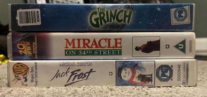 Christmas VHS Bundle The Grinch Jack Frost Miracle on 34th Street