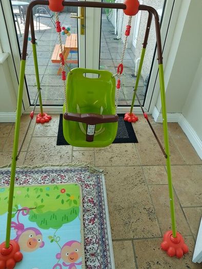 Folding baby swing set