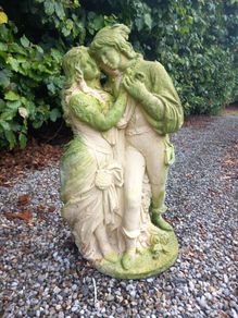 Vintage Lovers Romeo&Juliet Statue