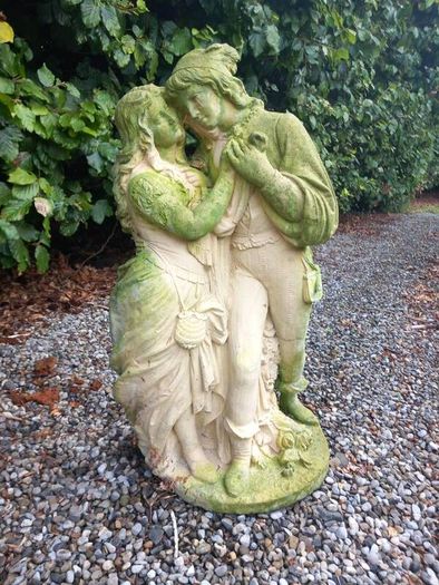 Vintage Lovers Romeo&Juliet Statue