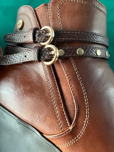 Brown Leather Ankle Boots With Wedge Size 40 (uk 7).  Spanish Brand Xti Quality Soft Leather Boots & Excellent Condition