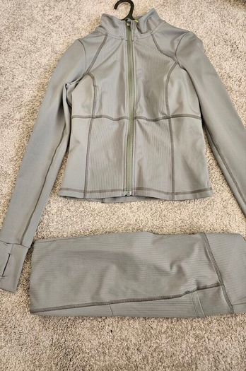 F&F sports wear XS