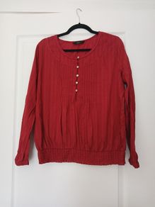 red top size 18