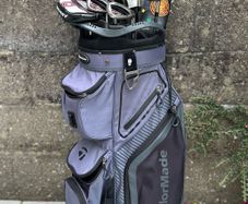 Full set of ladies golf clubs