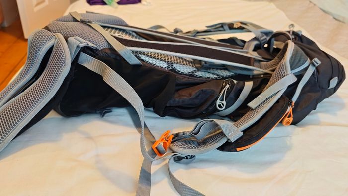 Lowe Alpine Airzone Pro 35:45 litres Rucksack - As new condition