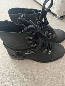Ugg