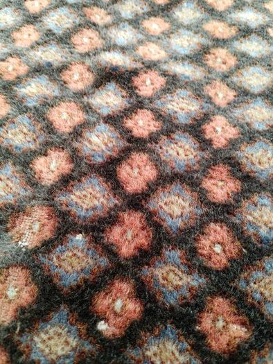 Stunning Hand Woven Pakistani Wool Rug(200 KPSI)