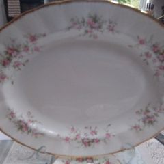 Royal Albert " Victoriana Rose" Ovel Platter + Saucers