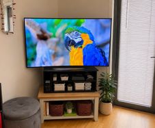 Samsung Crystal UHD 4K 65inch TV+Swivel Base Stand+TV Unit