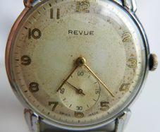 Vintage REVUE Thommen. Circa 1945..Caliber 59. Swiss Made (works ok)