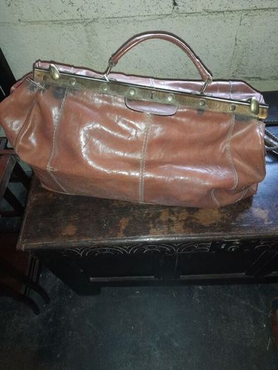 Vintage Leather Doctors Bag