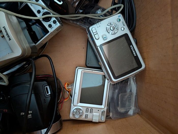 Lots of Cameras and Cables
