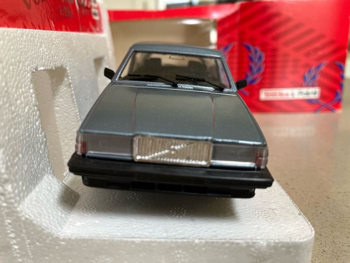 Volvo 760 GL Station Wagon 1/25 Polistil