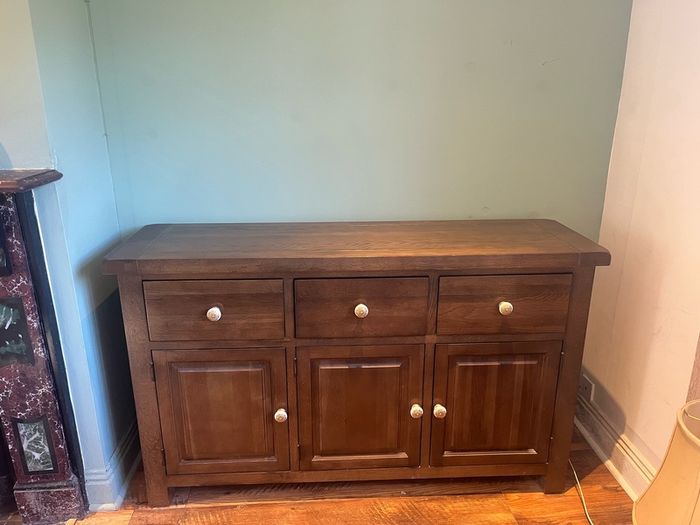 Oak Chest of Drawers