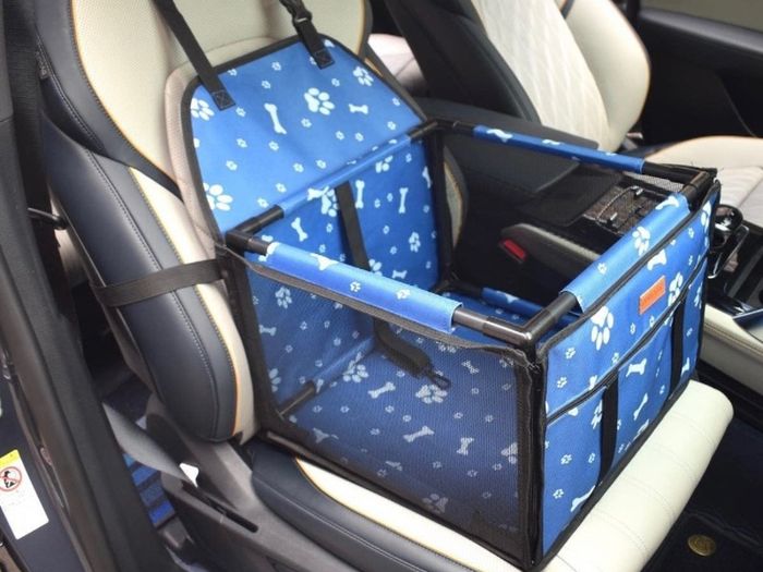 Waterproof Pet Dog Car Seat Booster Carrier with Seat Belt Harness and Headrest Strap for Puppy Cat MULTIPLE COLOURS AVAILABLE (FREE POSTAGE)