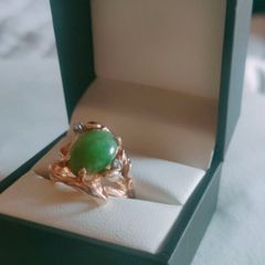jade  & Diamond gold ring