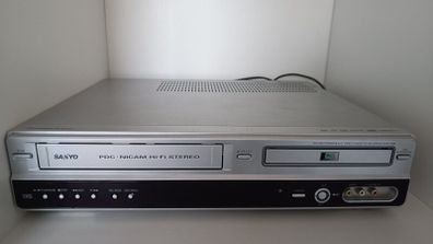 Sanyo DVR-V100E DVD Recorder & VHS Video Cassette Recorder Combo